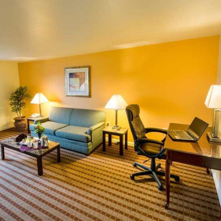 The Inn At Reading Hotel & Conference Center Dış mekan fotoğraf